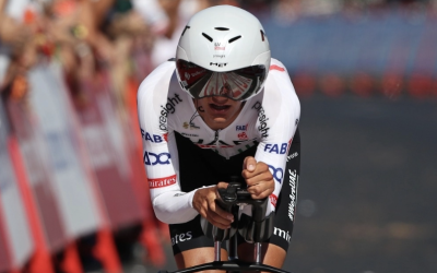 EL CICLISTA ISSAC DEL TORO CONTINÚA FIRME EN LA VUELTA A ESPAÑA